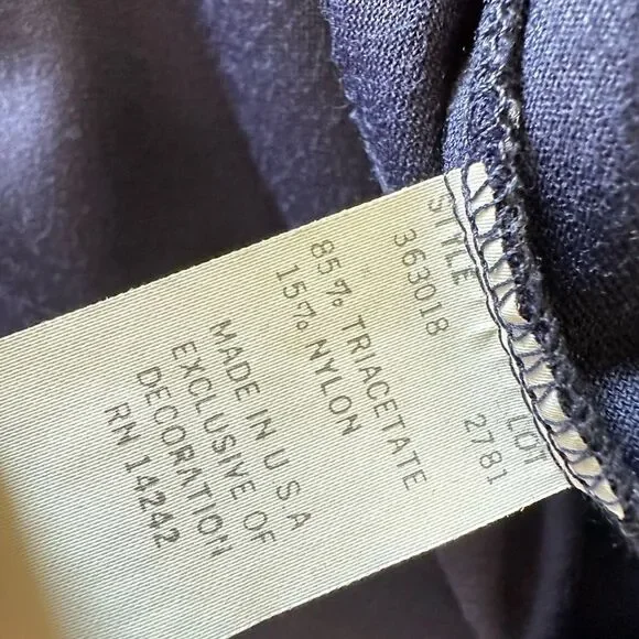 Christian Dior Lounge gown - Picture 4 of 5